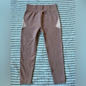 🤗Fabletics by DLMI Lovato size M  Never worn